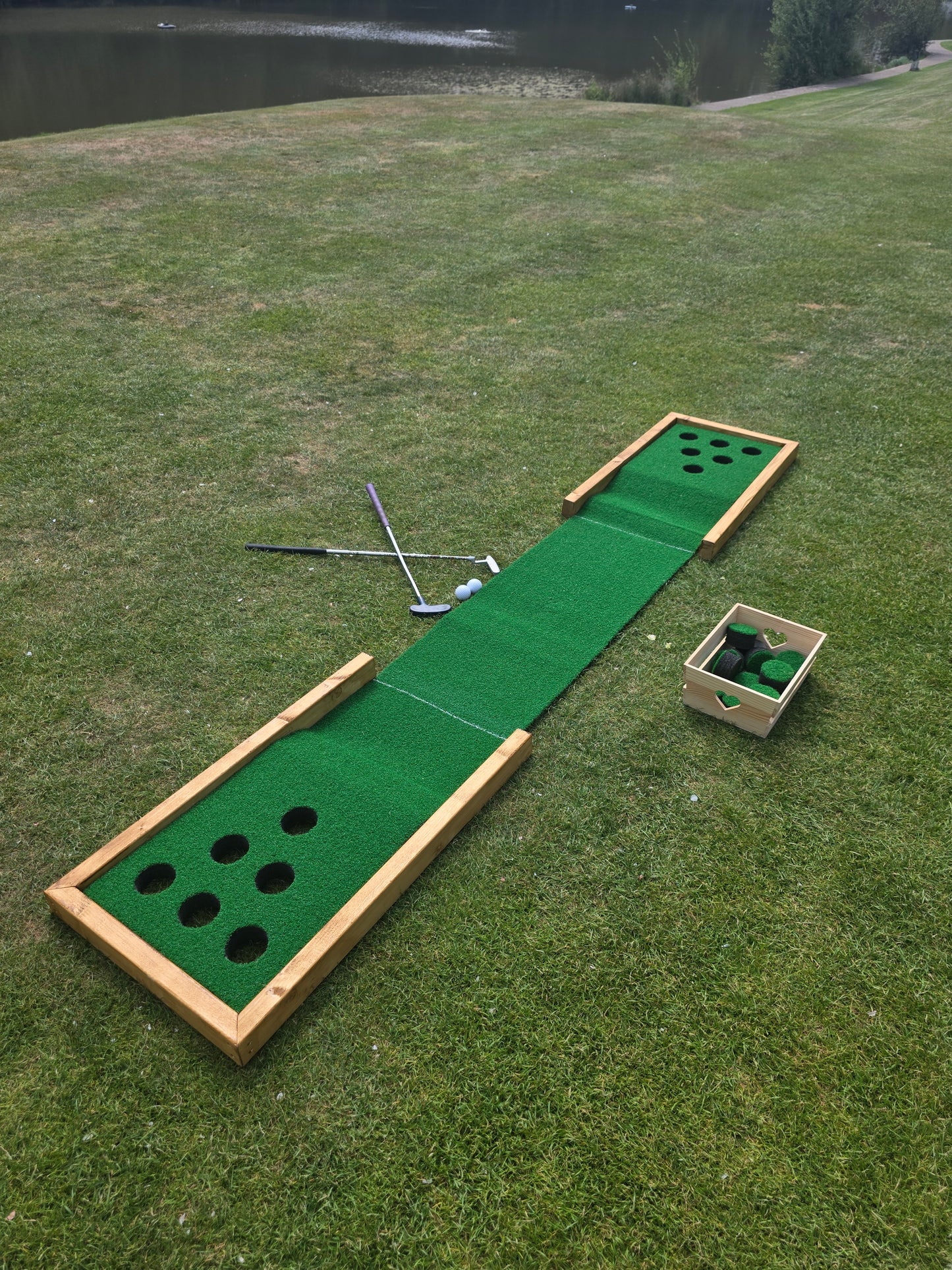 Giant Putting pong Game For Event, Wedding & Party Hire
