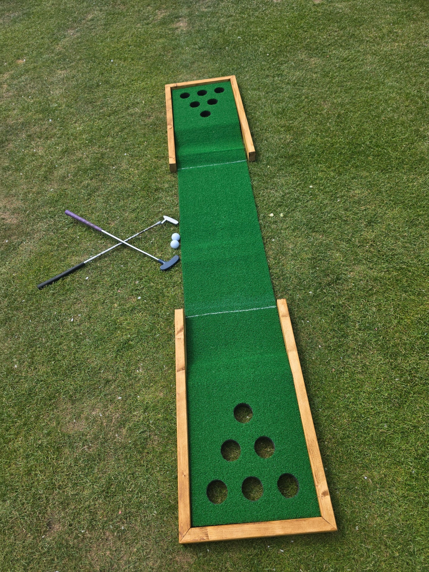 Giant Putting pong Game For Event, Wedding & Party Hire