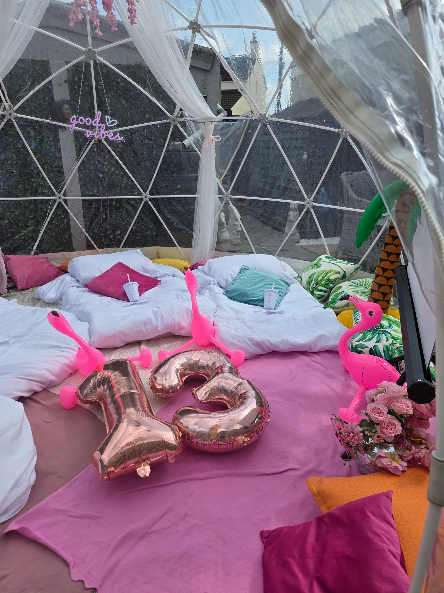 Good vibes Love Island Luxury Igloo Geo-Dome Hire South Wales - Sleepover party