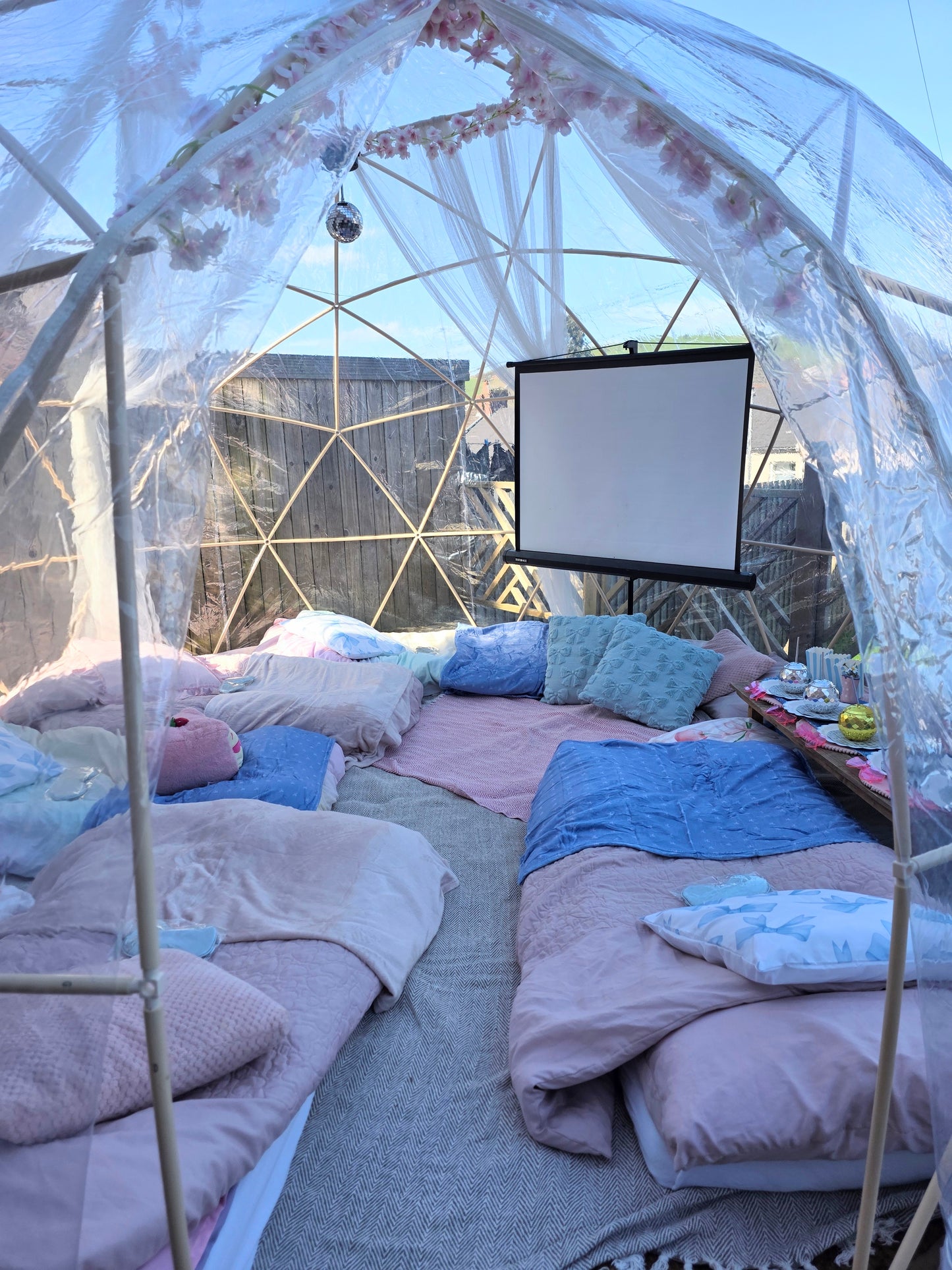 Pink & Blue Bowtique Luxury Igloo Geo-Dome Hire South Wales - Sleepover party