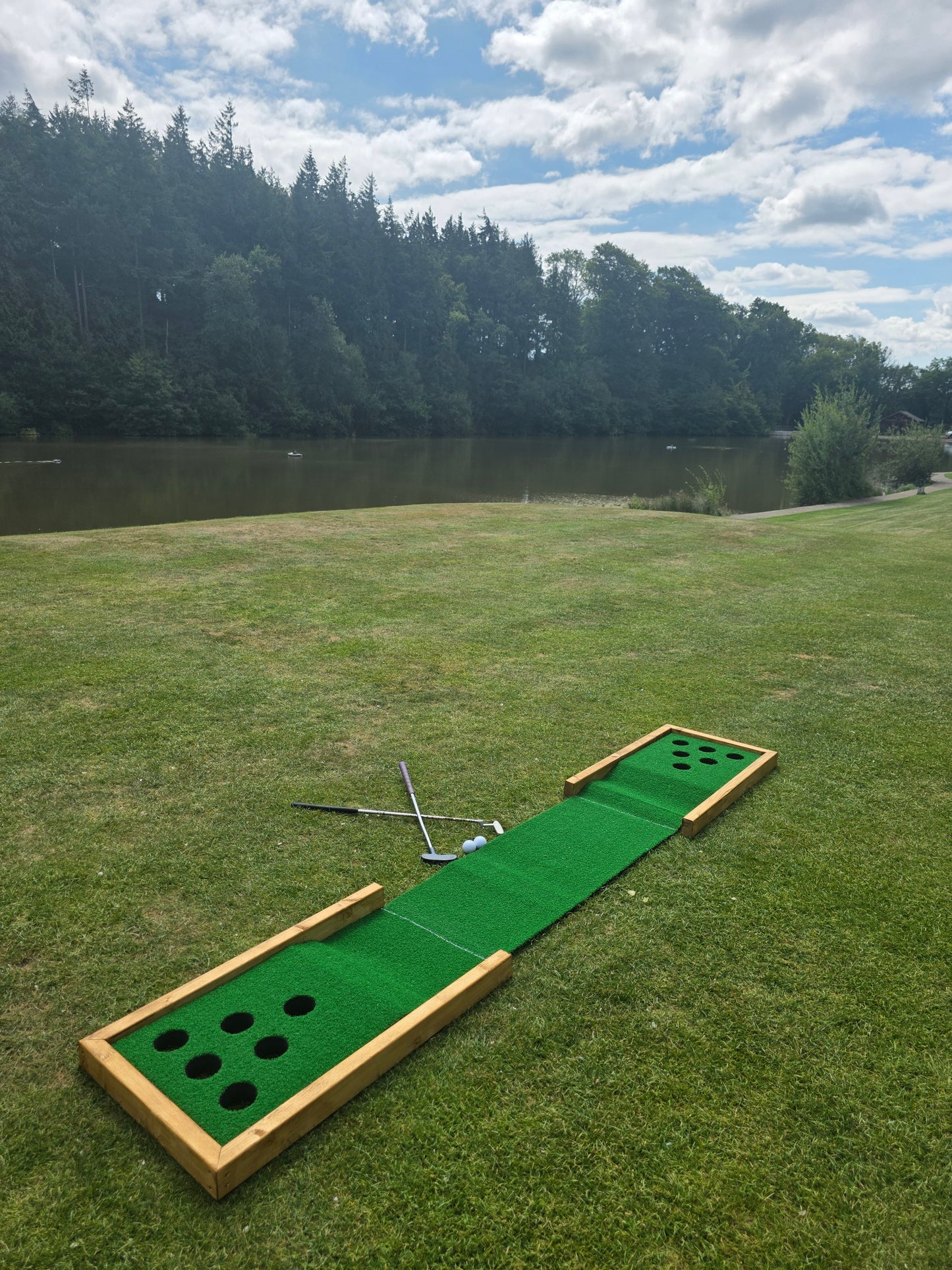 Giant Putting pong Game For Event, Wedding & Party Hire