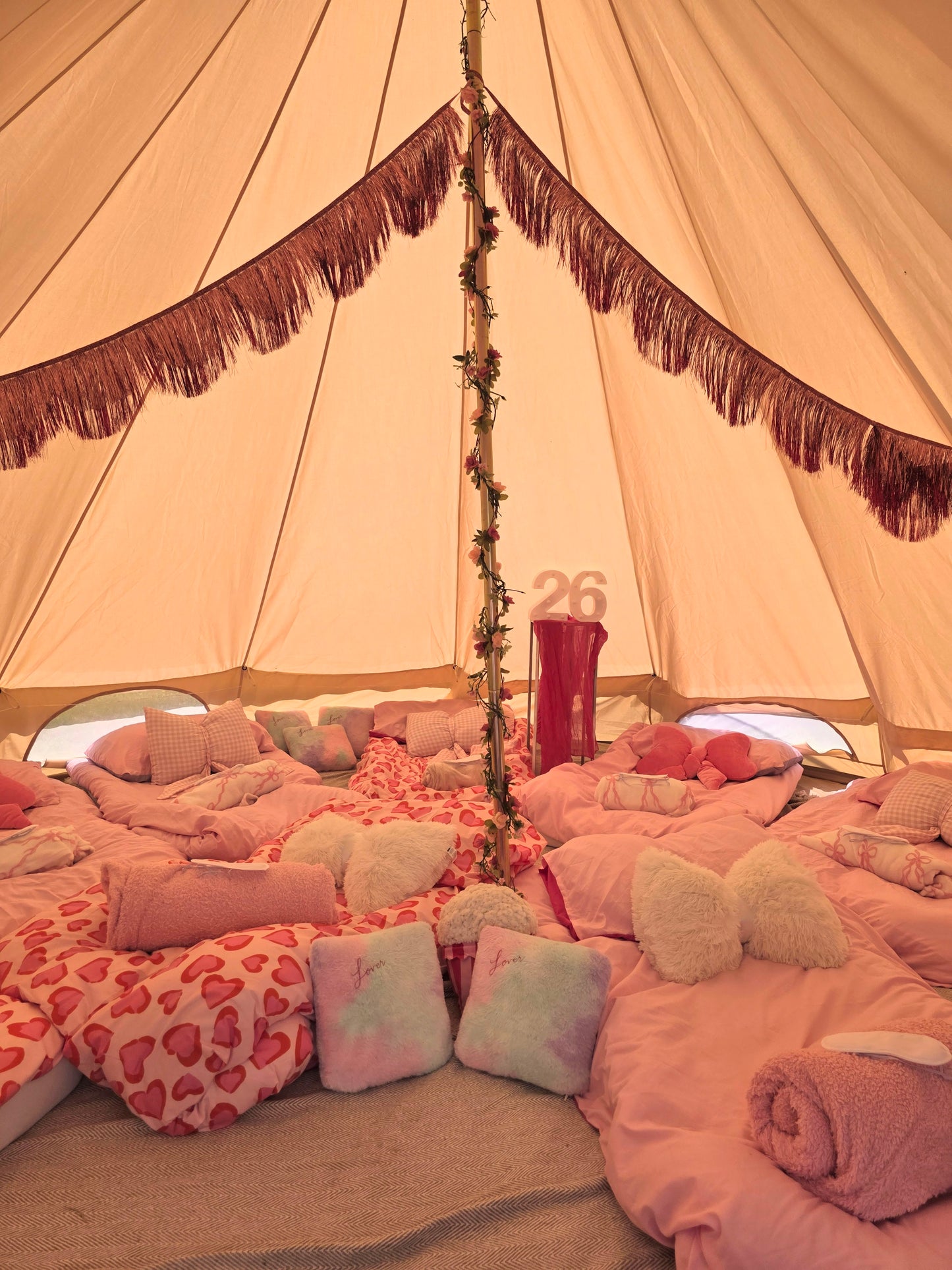 Luxury Bell Tent Sleepover Cinema Hire South Wales - Sleepover party