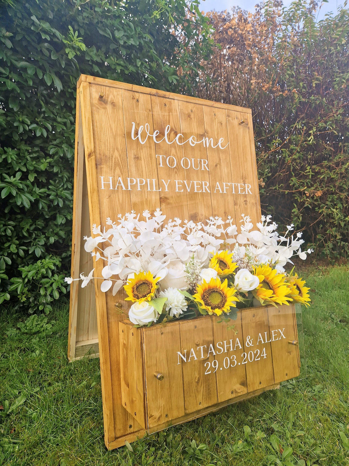 Welcome Natural Wood Flower Box Freestanding Easel Sign