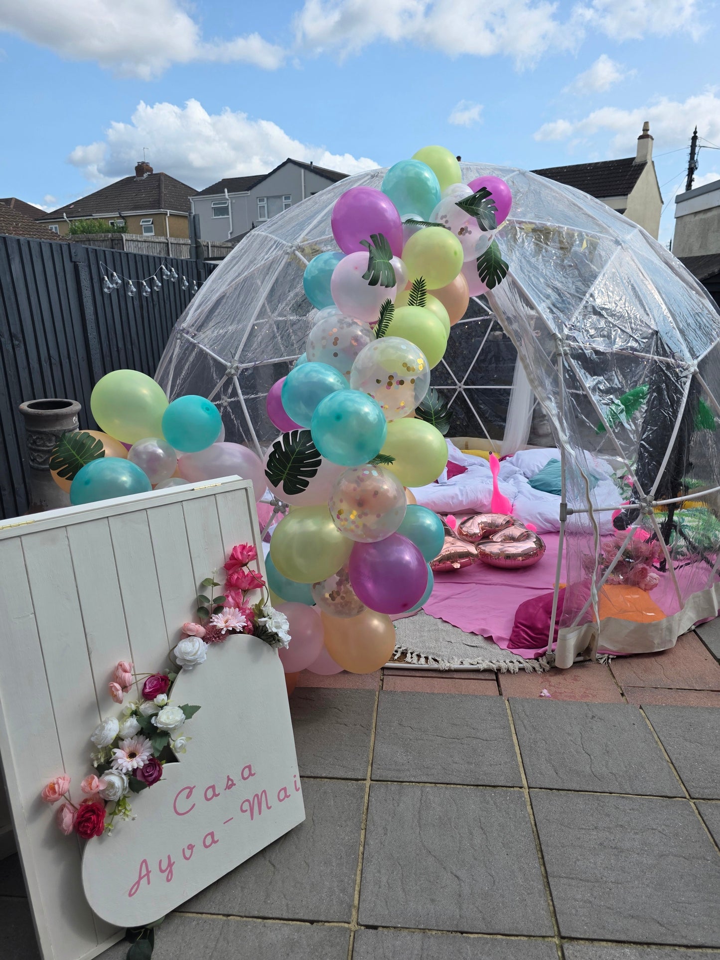 Good vibes Love Island Luxury Igloo Geo-Dome Hire South Wales - Sleepover party