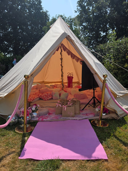 Luxury Bell Tent Sleepover Cinema Hire South Wales - Sleepover party