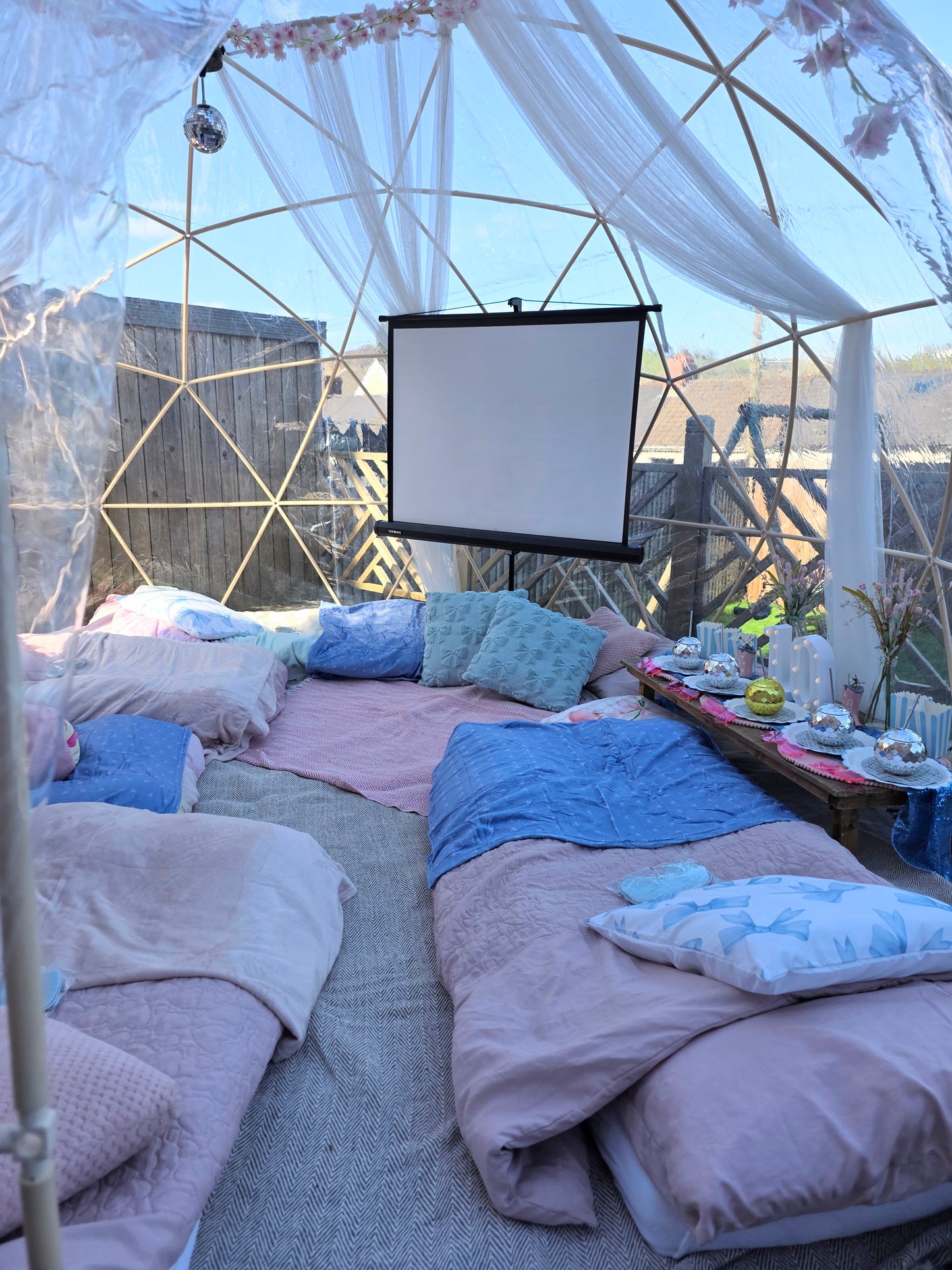 Pink & Blue Bowtique Luxury Igloo Geo-Dome Hire South Wales - Sleepover party