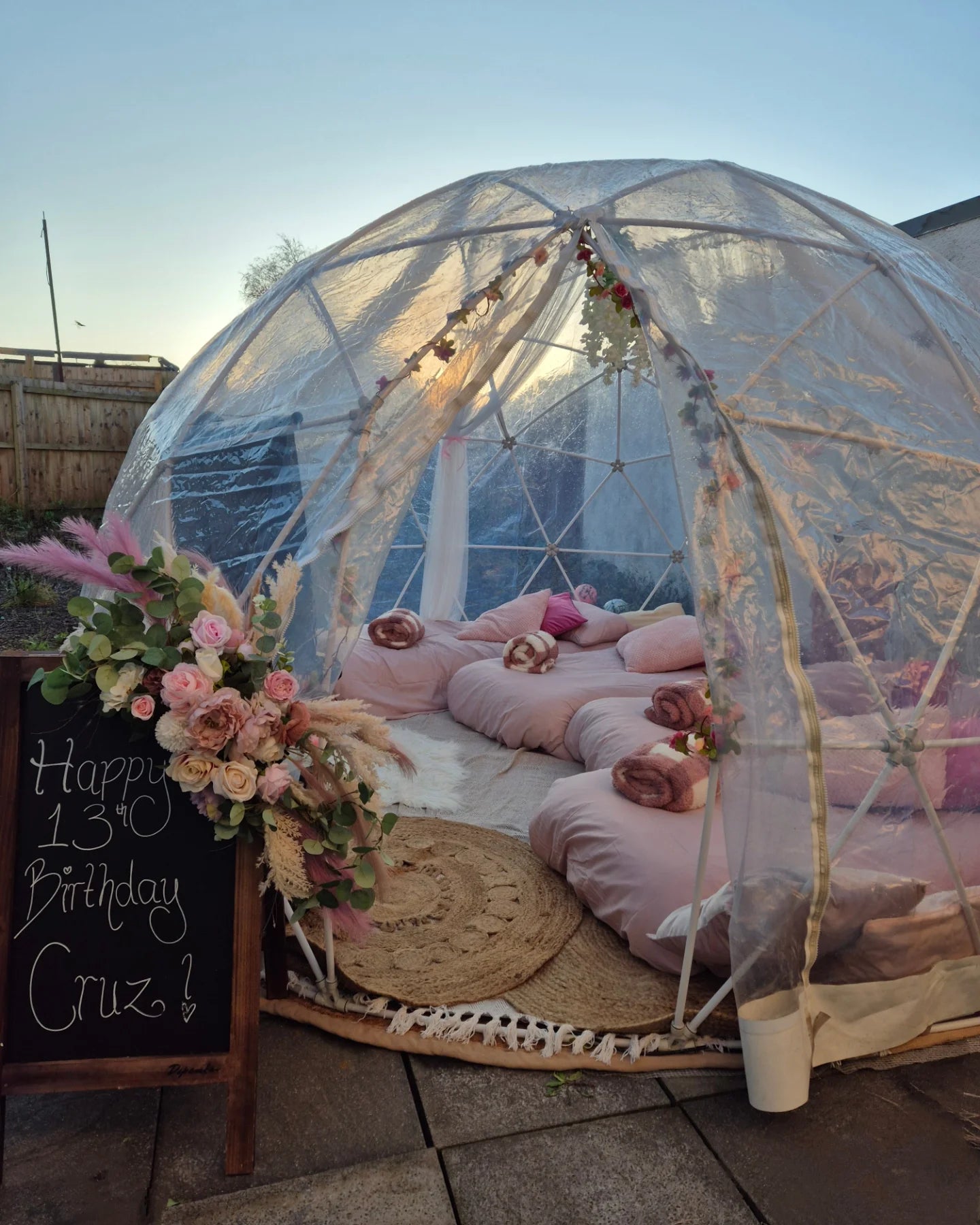 Luxury Igloo Geo-Dome Hire South Wales - Sleepover party