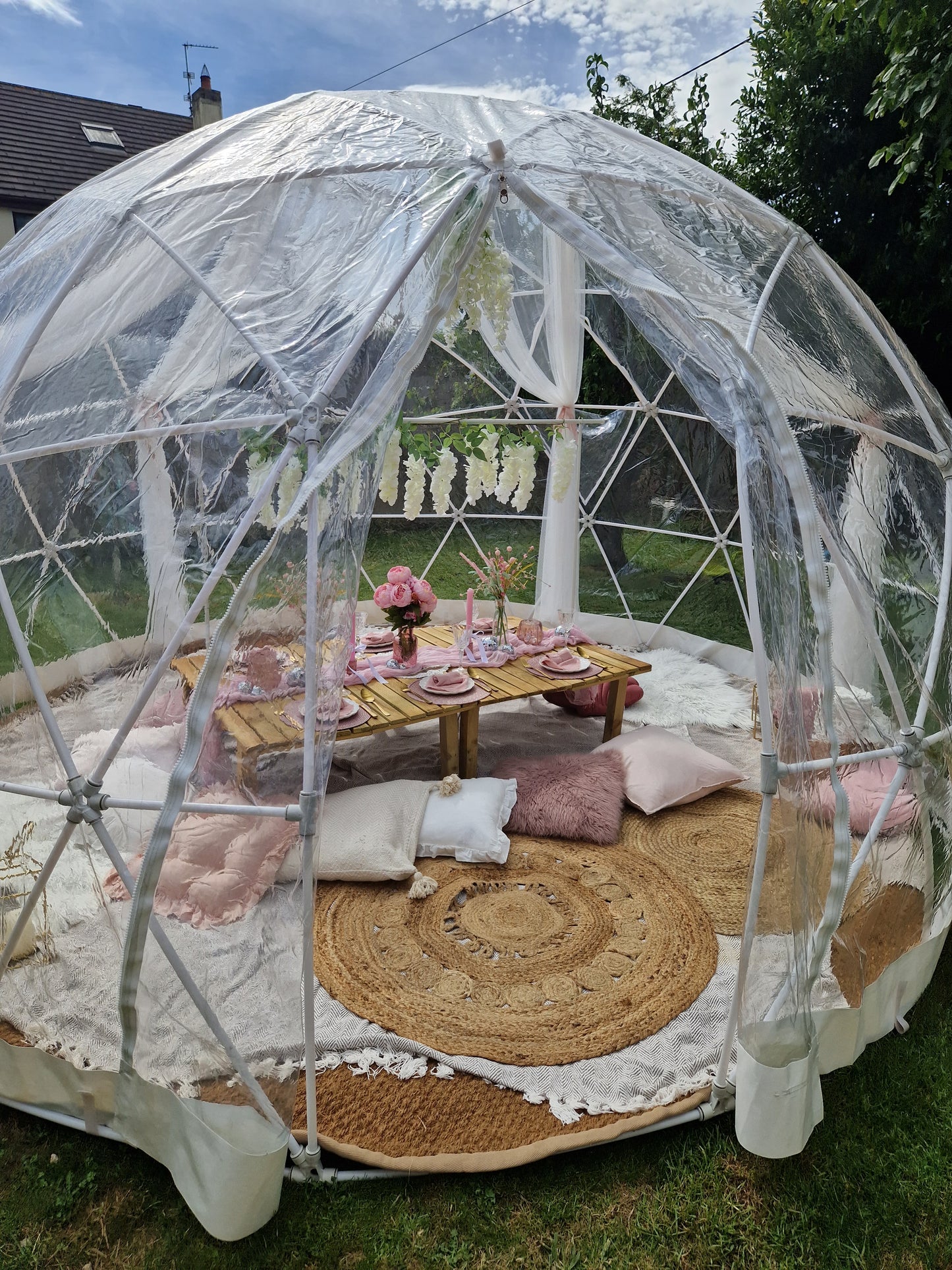 Luxury Igloo Geo-Dome Hire South Wales - Fully Dressed to your theme