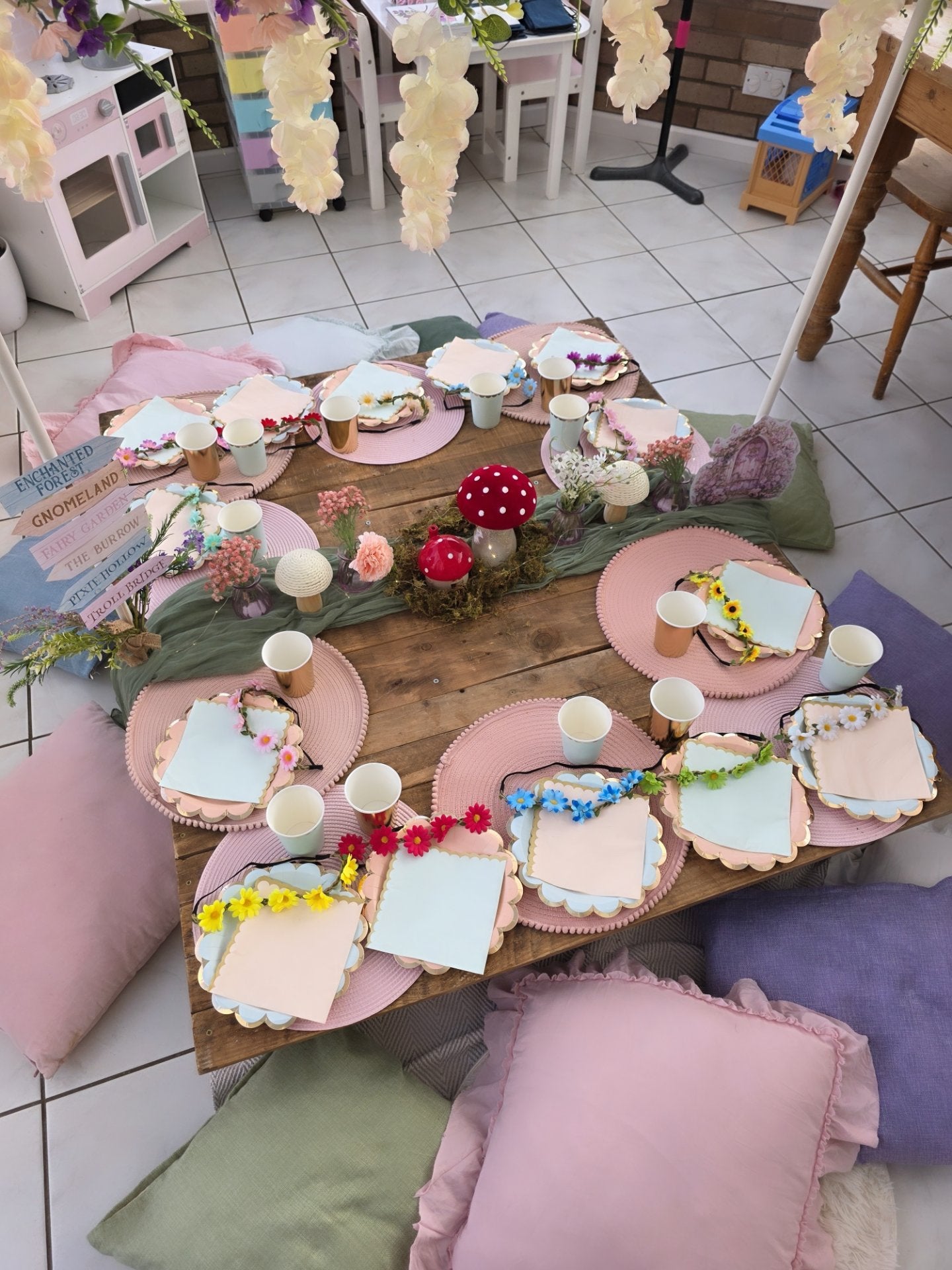 Enchanted forest Luxury Igloo Geo-Dome Hire South Wales - Sleepover party