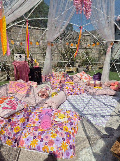 Vibes Luxury Igloo Geo-Dome Hire South Wales - Sleepover party